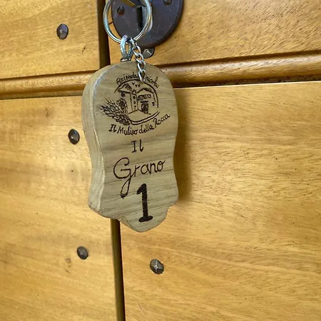 Il Mulino Della Rocca Çiftlik konaklama